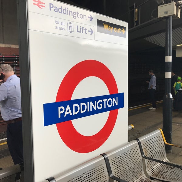 8/6/2019에 changmoon w.님이 Paddington London Underground Station (Hammersmith &amp; City and Circle lines)에서 찍은 사진