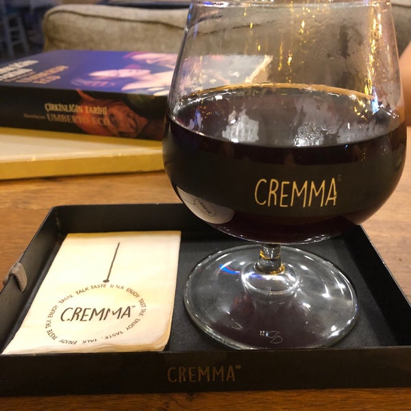 Photo taken at Cremma Breakfast, Cafe, Patisserie by Serhat on 10/23/2019