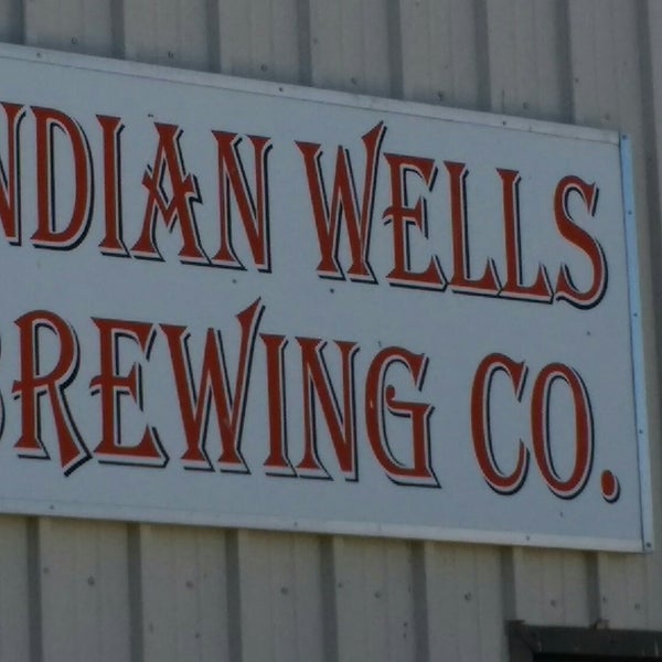 10/4/2018 tarihinde Carolyn Y.ziyaretçi tarafından Indian Wells Brewing Company'de çekilen fotoğraf