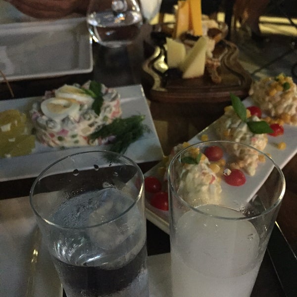 7/20/2016にTaner Ç.がExcellency Cafe &amp; Bistroで撮った写真