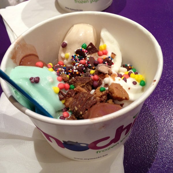 8/1/2013에 Ray M.님이 myMochi Frozen Yogurt에서 찍은 사진
