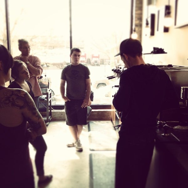 5/2/2013 tarihinde Joshua D.ziyaretçi tarafından Counter Culture Coffee Chicago'de çekilen fotoğraf