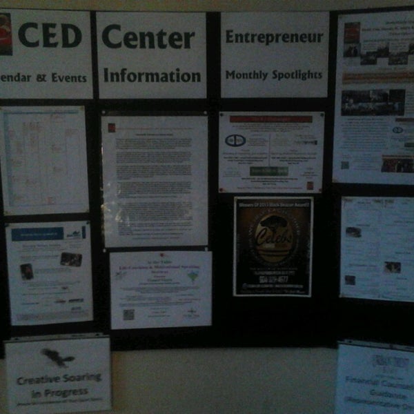 Foto scattata a E3 Center for Entrepreneur Development da A B. il 10/11/2013