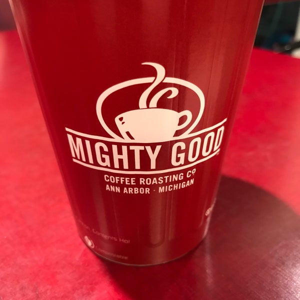 Das Foto wurde bei Mighty Good Coffee von Peter S. am 5/17/2018 aufgenommen