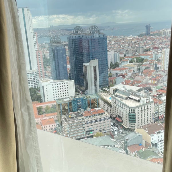 Foto tirada no(a) Istanbul Marriott Hotel por Athari . em 10/5/2022