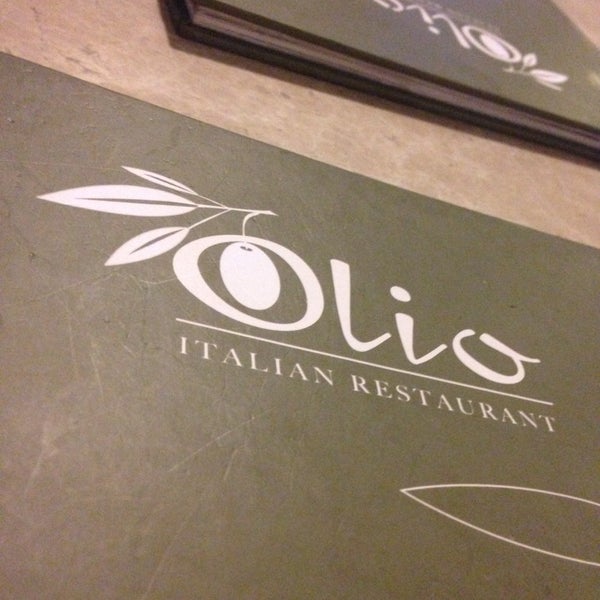 Снимок сделан в Olio Italian Restaurant пользователем Amer F. 9/18/2014