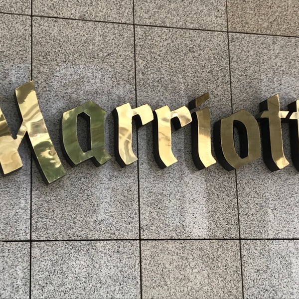 Das Foto wurde bei Hamburg Marriott Hotel von Henri K. am 5/11/2018 aufgenommen