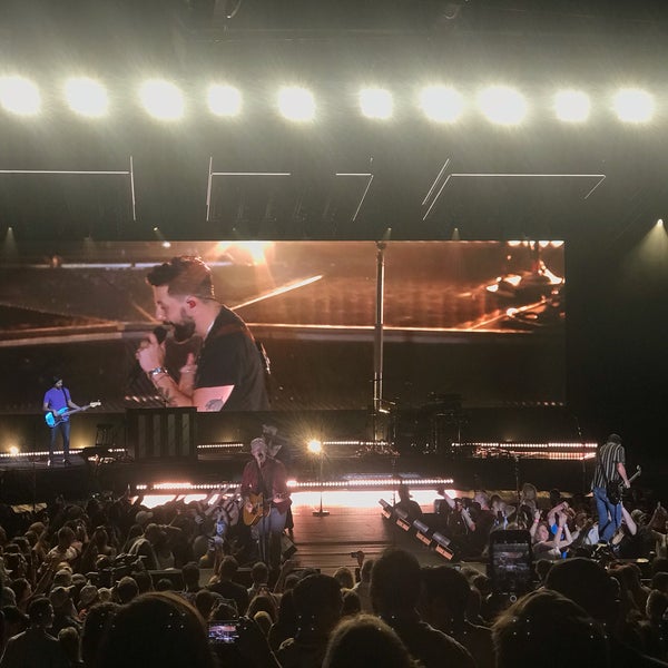 Foto tirada no(a) The Theater at Madison Square Garden por Jack C. em 5/18/2019