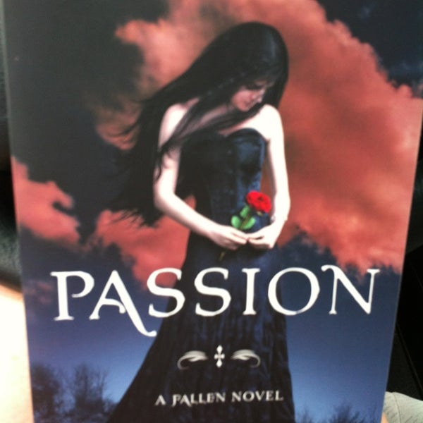 Barnes & Noble Bookstore in Leominster