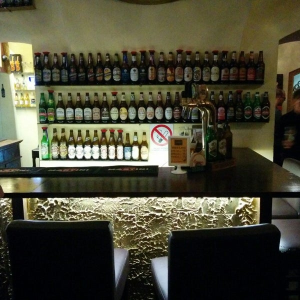 รูปภาพถ่ายที่ BeerGallery - Dominikańska โดย Anton เมื่อ 9/26/2014