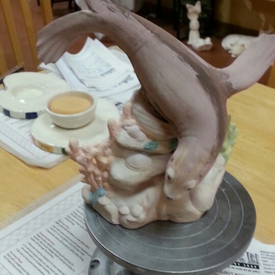 Paint It Pottery Shop Design Studio in Wisconsin Dells