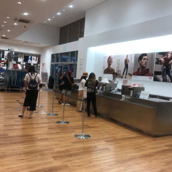 ユニクロ うるま市 沖縄県