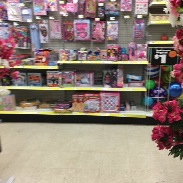 Dollar General 26 visitors