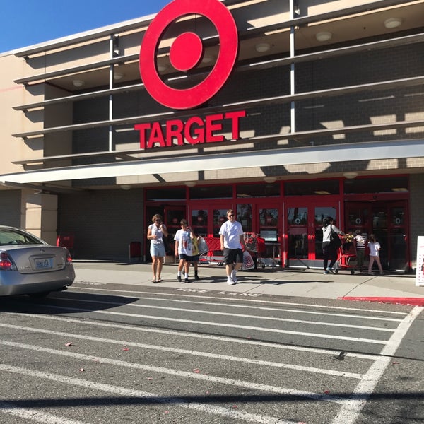 Target Everett Photos at Target - Big Box Store in Everett