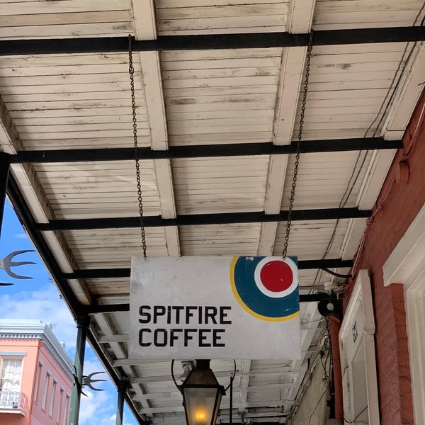 Das Foto wurde bei Spitfire Coffee von Jeffrey G. am 10/6/2019 aufgenommen