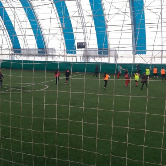 fatih koleji hali sahasi futbol stadyumu