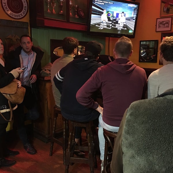 Photo taken at Flaherty&#39;s Irish Pub Barcelona by Denis M. on 11/27/2016