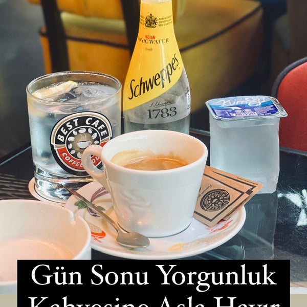 Снимок сделан в Best Coffee House пользователем Hüseyin Hasan T. 8/21/2023
