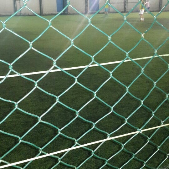 kiliclar hali saha artik kapali kocasinan merkez de futbol sahasi da fotograflar