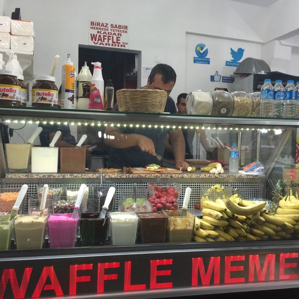 Das Foto wurde bei Waffle Memet von Elif D. am 7/25/2016 aufgenommen