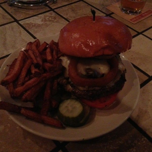 The Ale House burger was amazing. Order medium with a side of fries.