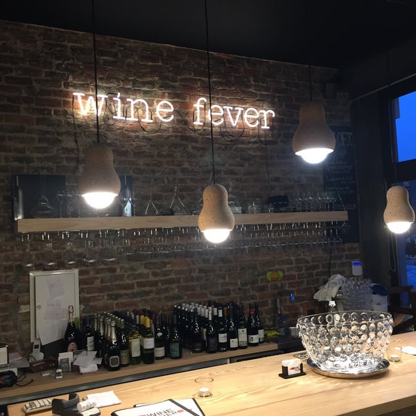 Foto tirada no(a) Wine Fever por Olivier L. em 1/31/2017