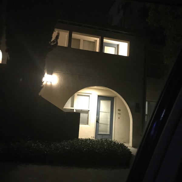 UCLA Weyburn Terrace Housing Complex Westwood North Village 556