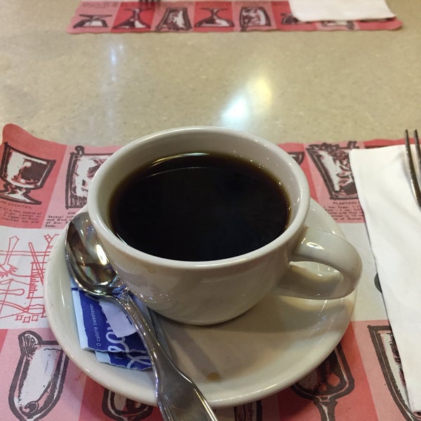 Photo taken at The Bridgeview Diner by L-boogie☺️ on 1/10/2015
