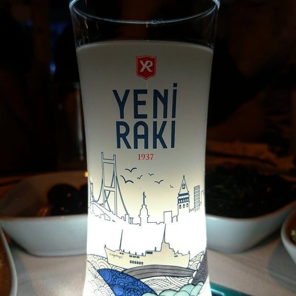 8/19/2017에 CagatayC님이 Çardak Restaurant에서 찍은 사진