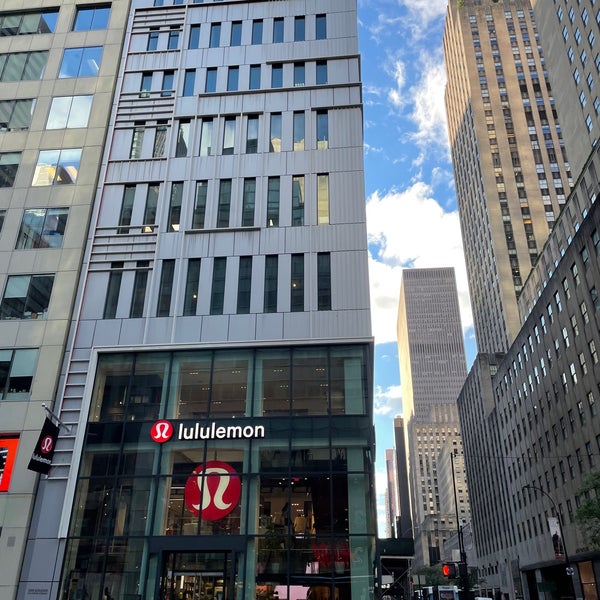 lululemon nyc flagship