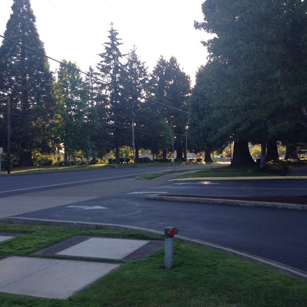 Photos At Beaverton Foursquare Church 13565 Sw Walker Rd