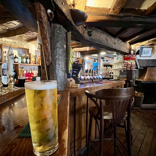 Ye Olde Fighting Cocks Pub in St Albans