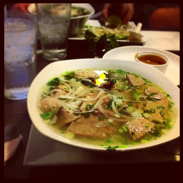 Photo taken at Sprouts Springrolls &amp; Pho by Kevin W. on 12/14/2012