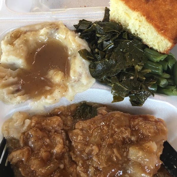 Soul Central Southern Food Restaurant in Charlotte