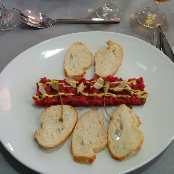 3/11/2014 tarihinde Aldo D.ziyaretçi tarafından Restaurant EDÉN'de çekilen fotoğraf