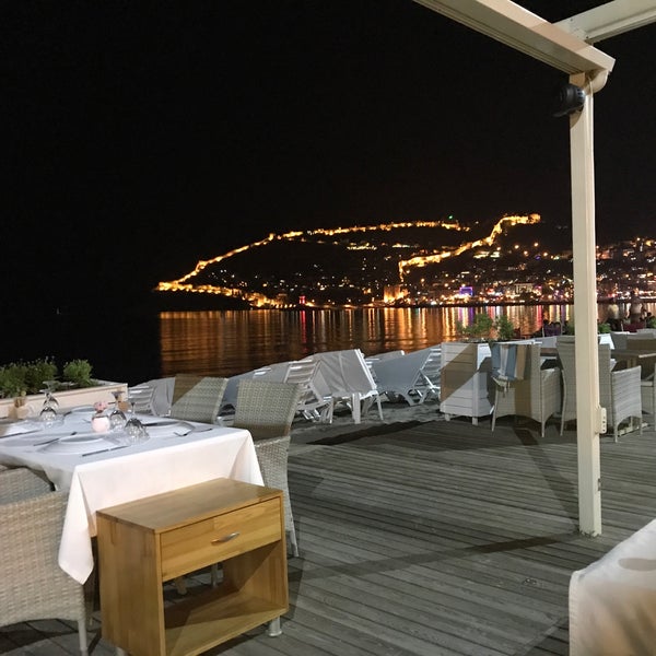 Foto scattata a Güneş Beach Hotel da Ameed J. il 6/7/2017