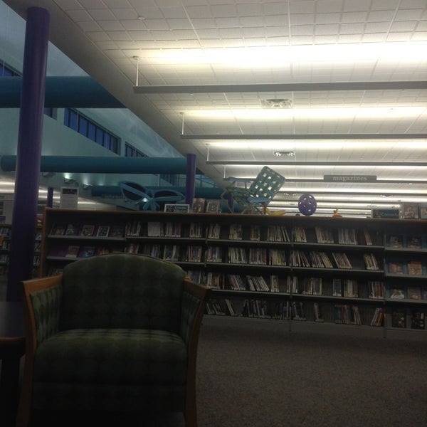 San Marcos Public Library Kütüphane