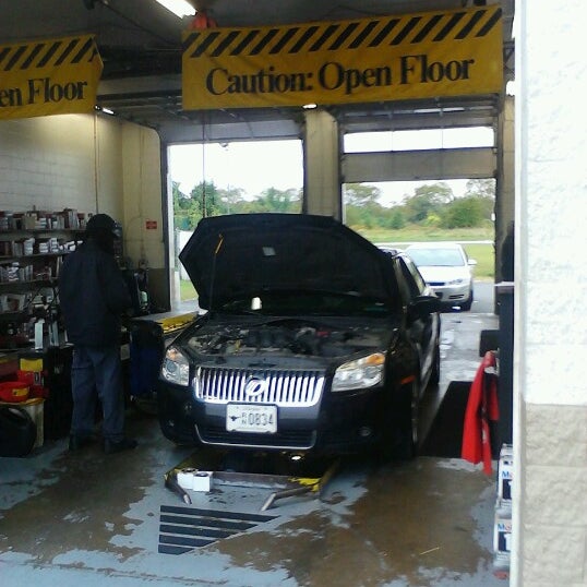 Jiffy Lube Automotive Repair Shop