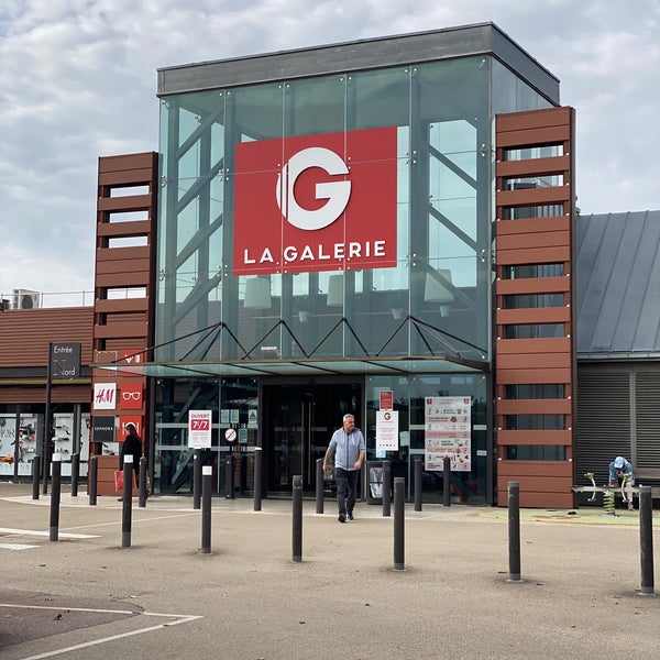 Centre Commercial Fontaines des Clairions - Auxerre, Bourgogne-Franche-Comté