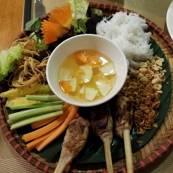 Photo taken at Duong&#39;s Restaurant &amp; Cooking Class by Wayne S. on 12/23/2018