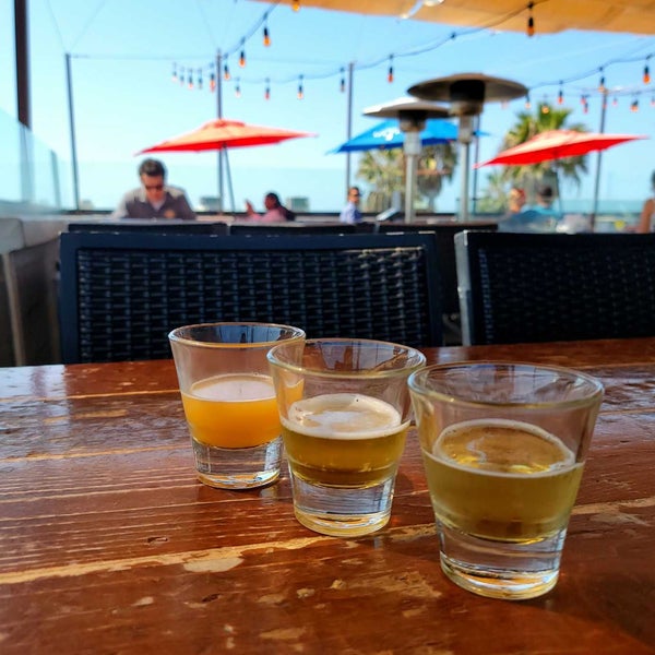 Photo taken at Pacific Beach AleHouse by Alexander B. on 9/30/2021