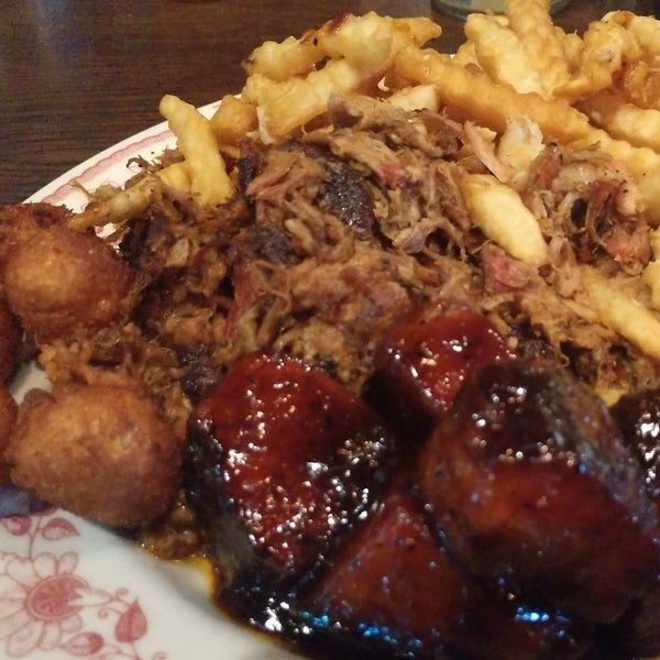 Photo taken at Midwood Smokehouse by Alexander B. on 5/2/2019