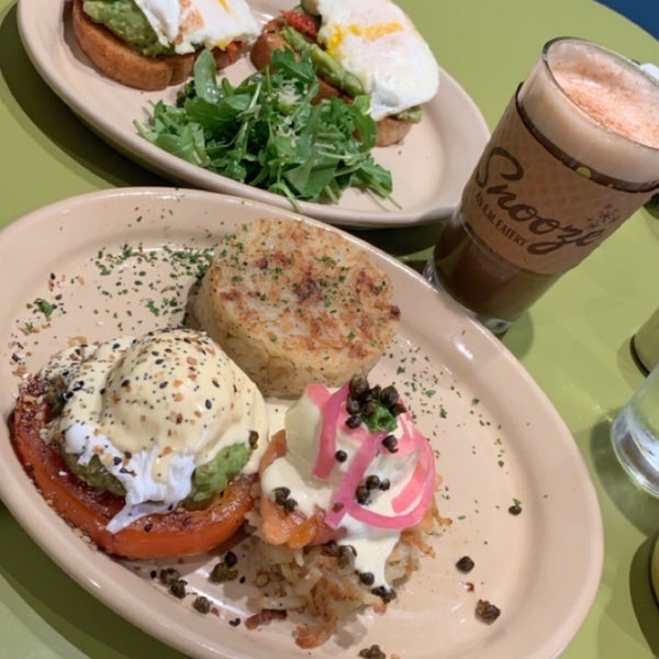 Photo taken at Snooze, an A.M. Eatery by Krizia B. on 9/10/2019
