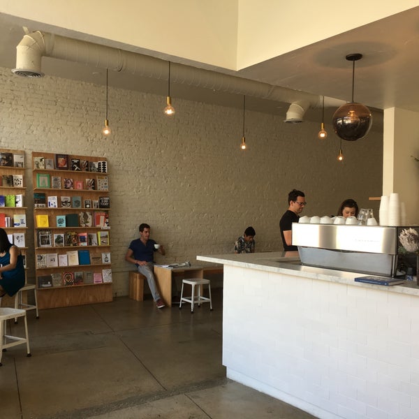 5/28/2016 tarihinde Susan T.ziyaretçi tarafından Eightfold Coffee'de çekilen fotoğraf