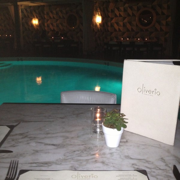 3/23/2013にGerardo L.がOliverio at Avalon Hotel Beverly Hillsで撮った写真