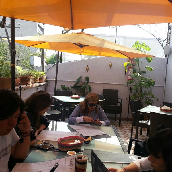 Das Foto wurde bei Mareta Restaurante von Alejandro M. am 5/17/2013 aufgenommen