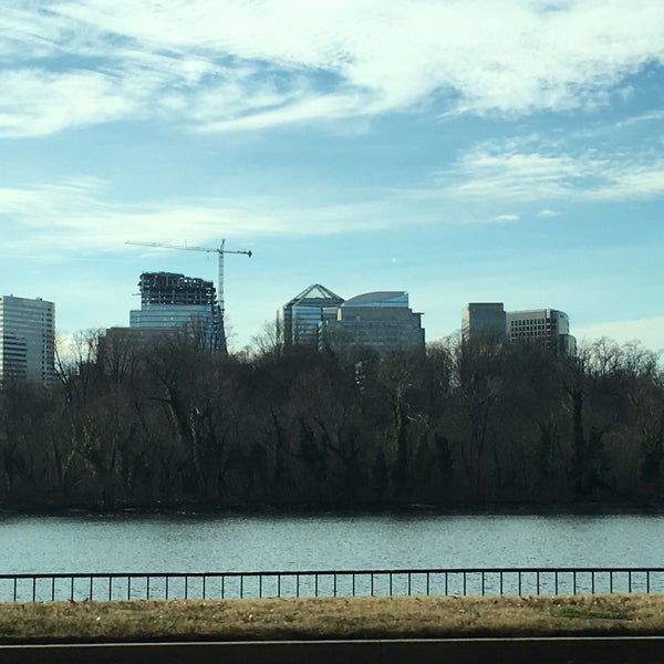 Photos at Rosslyn, VA Neighborhood