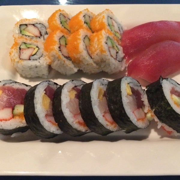 Das Foto wurde bei Rock’n Sushi von Lisa S. am 8/31/2014 aufgenommen