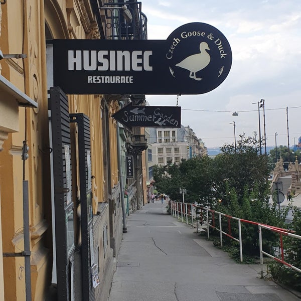 Foto diambil di Restaurace Husinec oleh Turan B. pada 7/27/2019