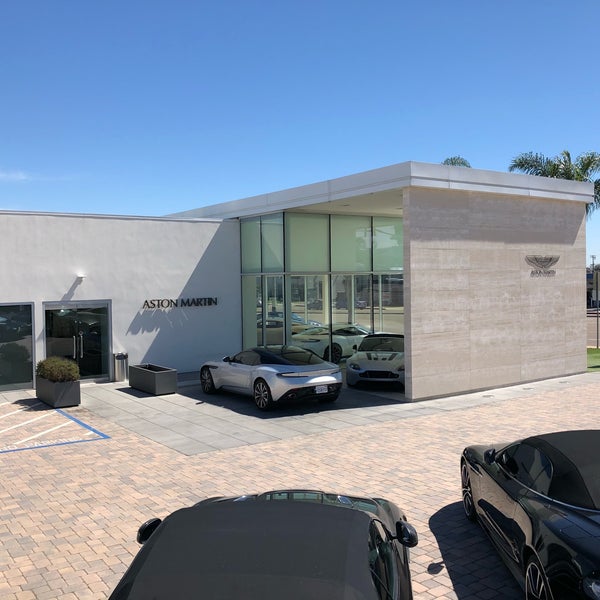 Jaguar Aston Martin San Diego Car Dealership in Kearny Mesa